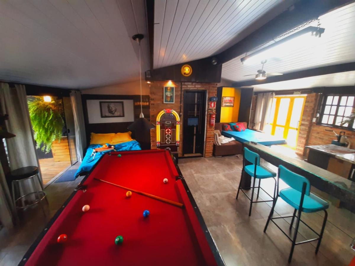 Bangalo Das Lagartixas ,Casa Studio Com Piscina Aquecida Privativa A 20 Minutos Do Centro De Curitiba Colombo Dış mekan fotoğraf